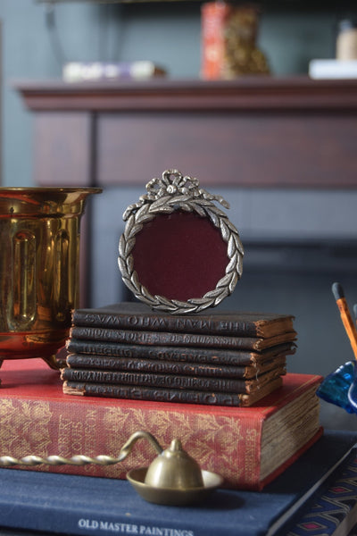 Antique French Silvered Laurel Wreath Frame, 19th Century - Loft of Echoes