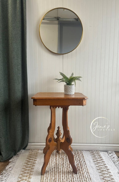 Eastlake Oak Parlor Table Late 19TH Century - Loft of Echoes